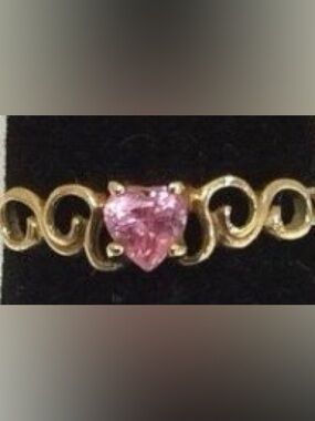 10k gold, pink heart shaped sapphire promise ring with scrollwork band size 5.50